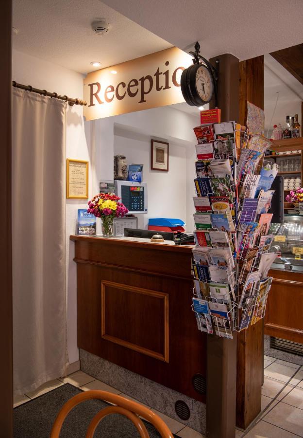 Pension-Cafe-Libelle Elxleben bei Arnstadt エクステリア 写真
