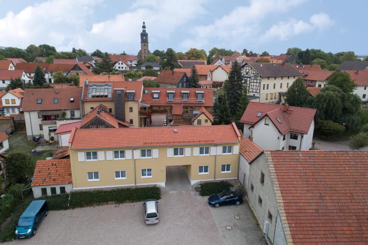 Pension-Cafe-Libelle Elxleben bei Arnstadt エクステリア 写真